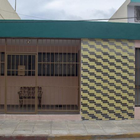 Вилла Casa 3 Torres En El Barrio Santiago, Centro. Мерида Экстерьер фото